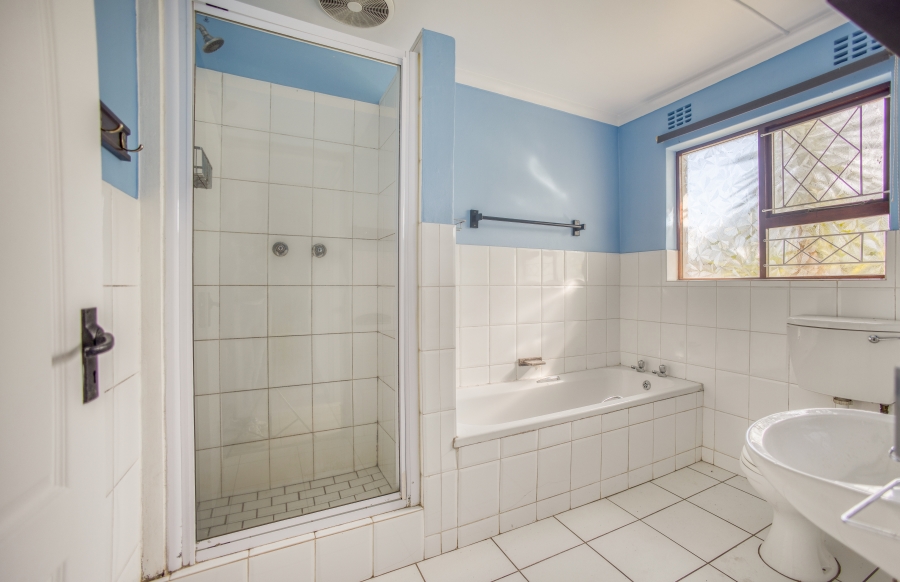 3 Bedroom Property for Sale in Nahoon Valley Park Eastern Cape